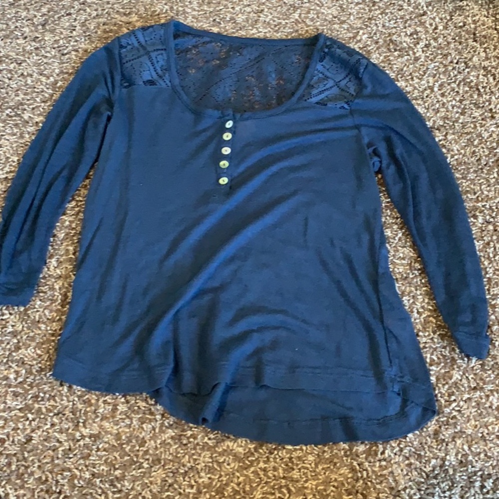 Three Quarter Sleeve Shirt with Lace on back top
